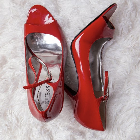 Guess Red open toe heels with buckle strap - Picture 3 of 8
